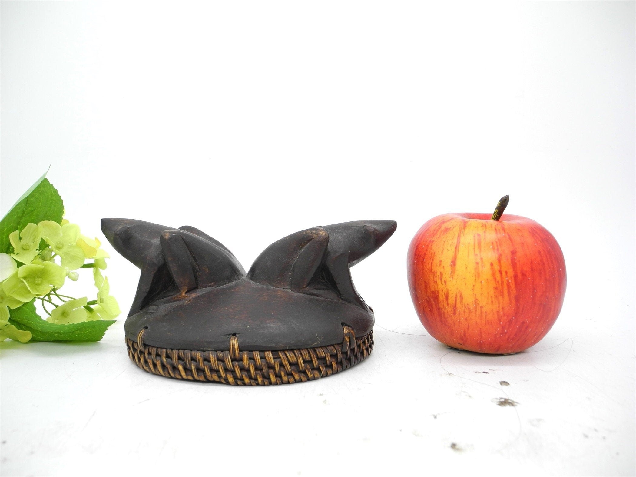 Vtg Frog Figurine Cover Lid, Wooden