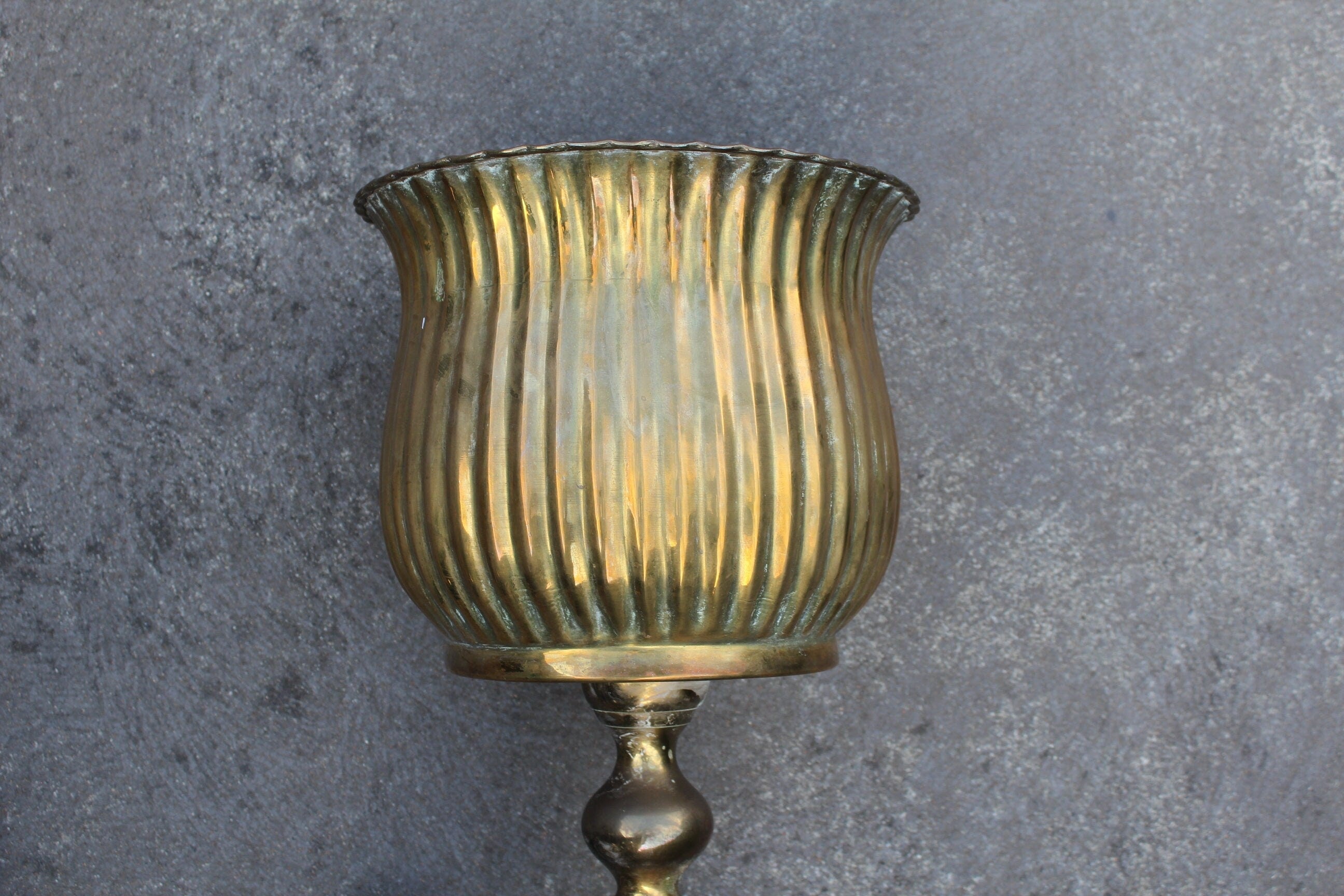 80cmH Brass Plant Stand on Pedestal, Solid , Footed Brass Plant Stand, Vintage Brass Stand, Tall Brass Planter