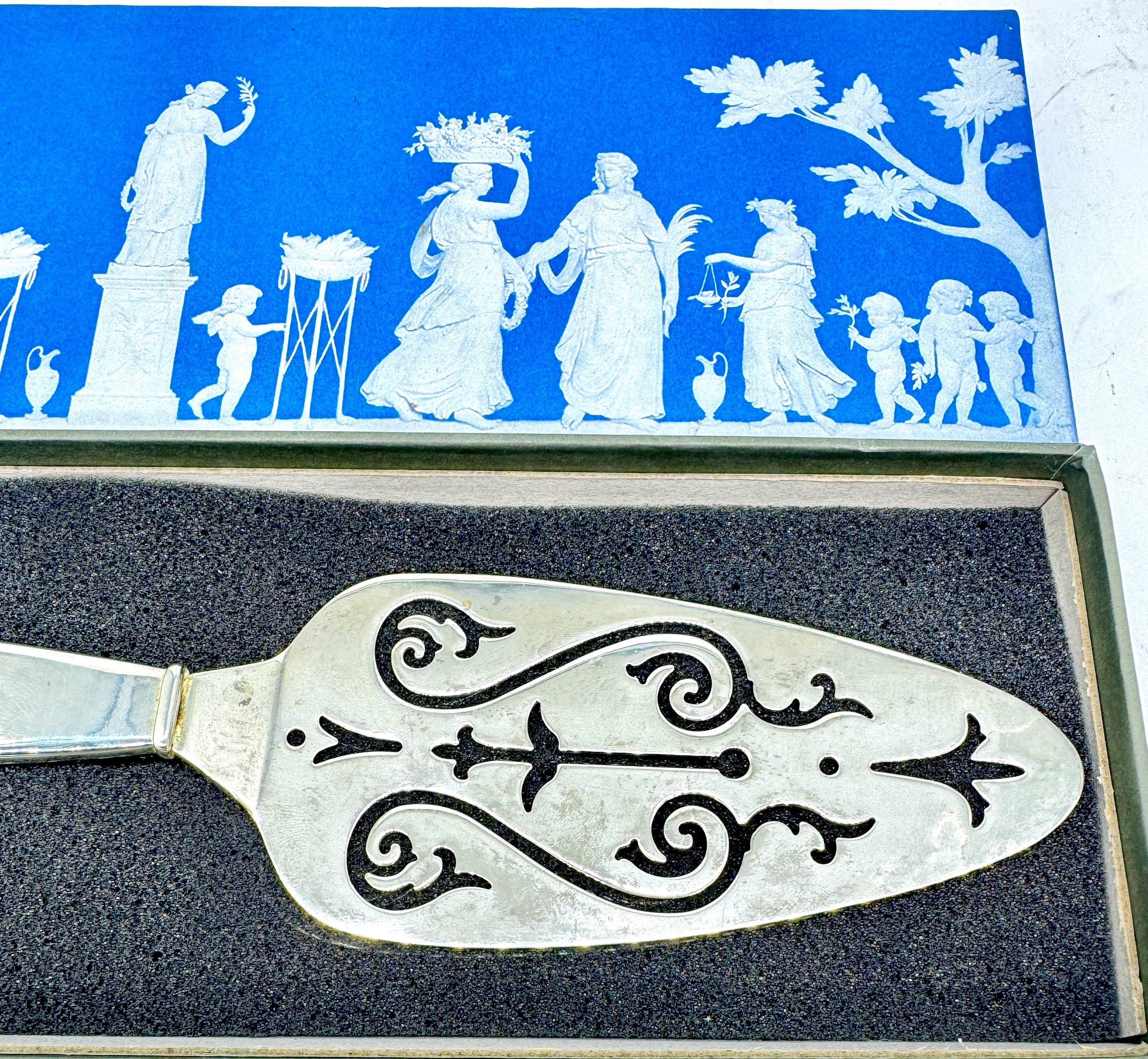 Vintage Wedgwood Silver Plated Cake Server