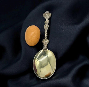 1892 Edward Hutton London hallmark silver spoon boxed,England made
