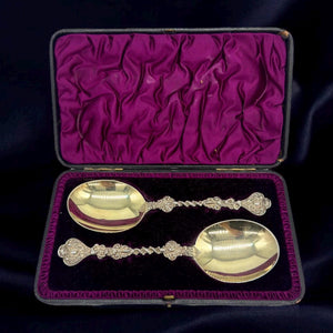1892 Edward Hutton London hallmark silver spoon boxed,England made
