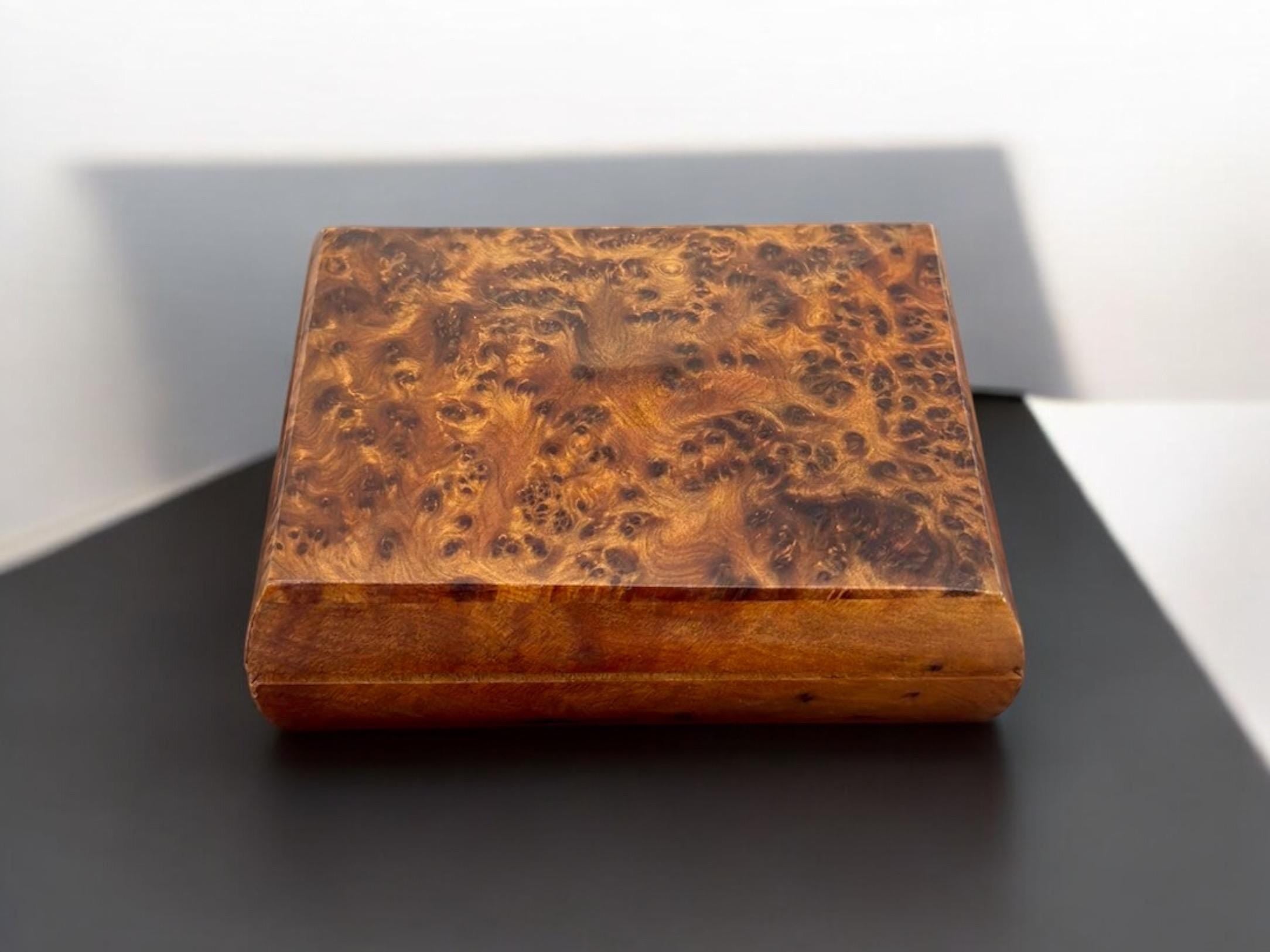 Burl wood trinkets box,strong fragrance