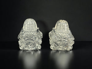 Crystal salt n pepper cruit set