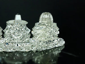 Crystal salt n pepper cruit set