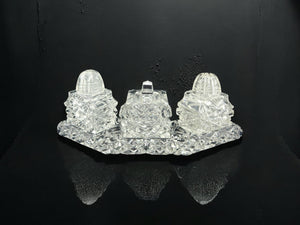 Crystal salt n pepper cruit set