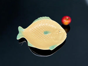 Large 38cm Art Deco fish platter, Shorter & Son Fisherware yellow fish shaped serving