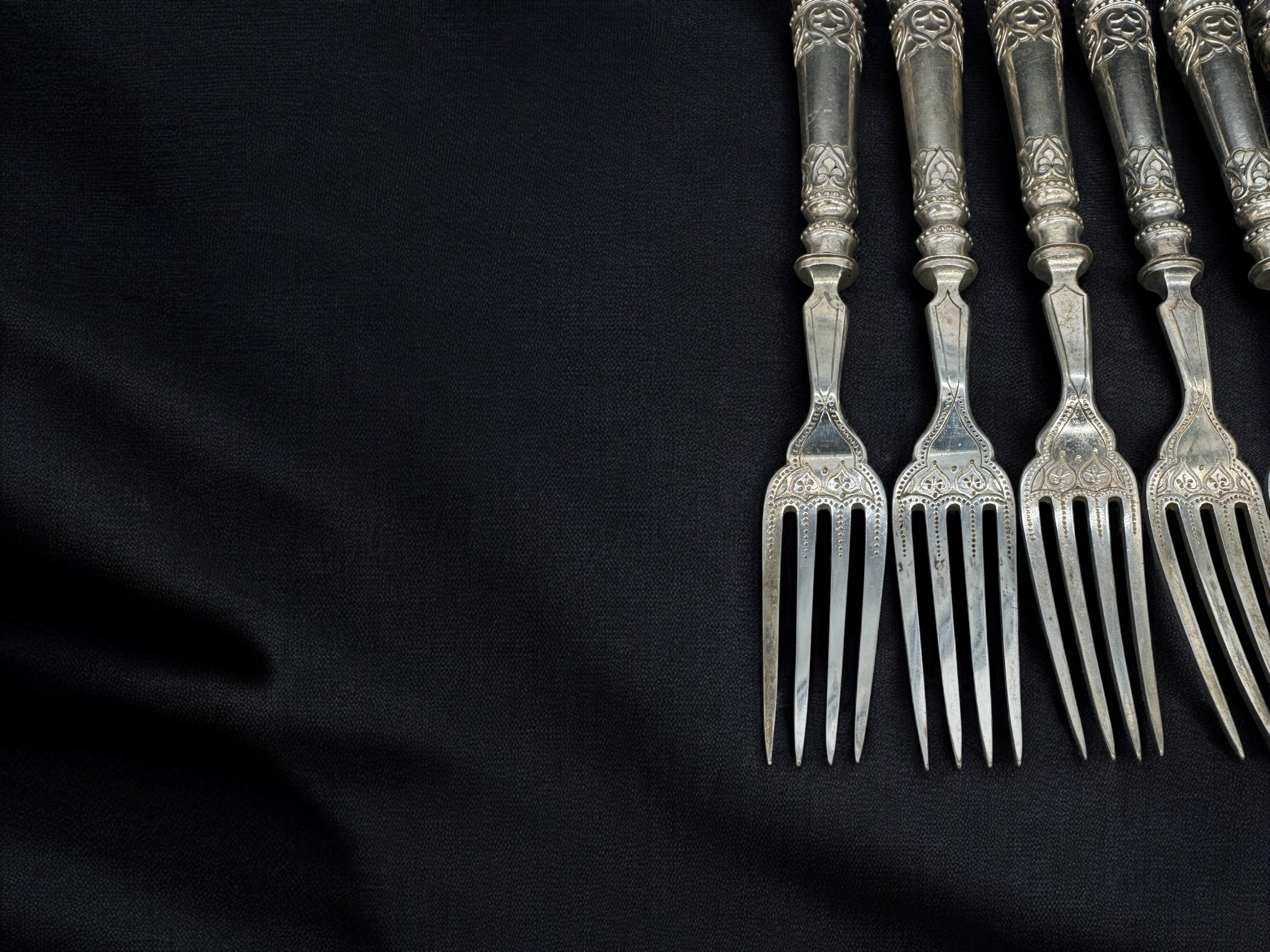 19th century set of 6 silver plated fork and knife,made in England