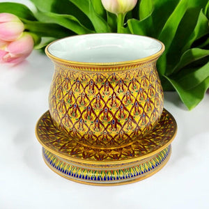 2 P Thai Gold Tone BENJARONG Porcelain  pot/vase with  plate base hand painted