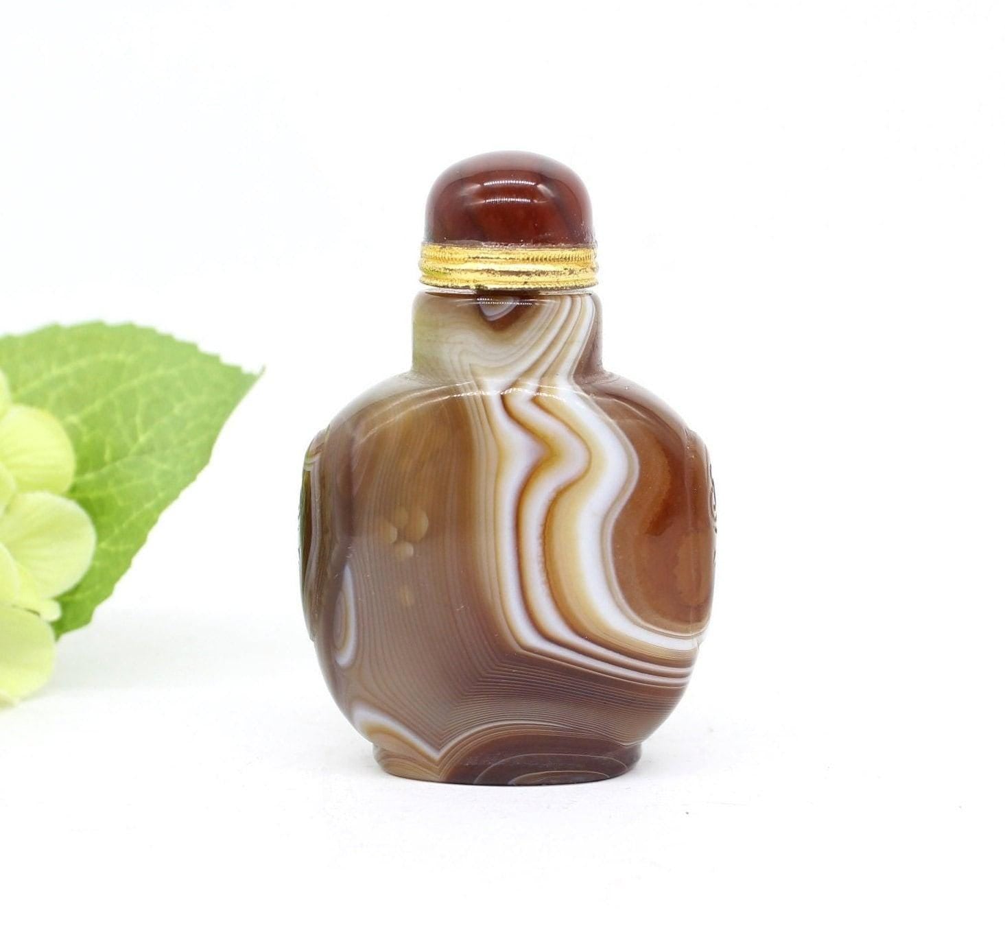 Natural Agate Snuff Bottle