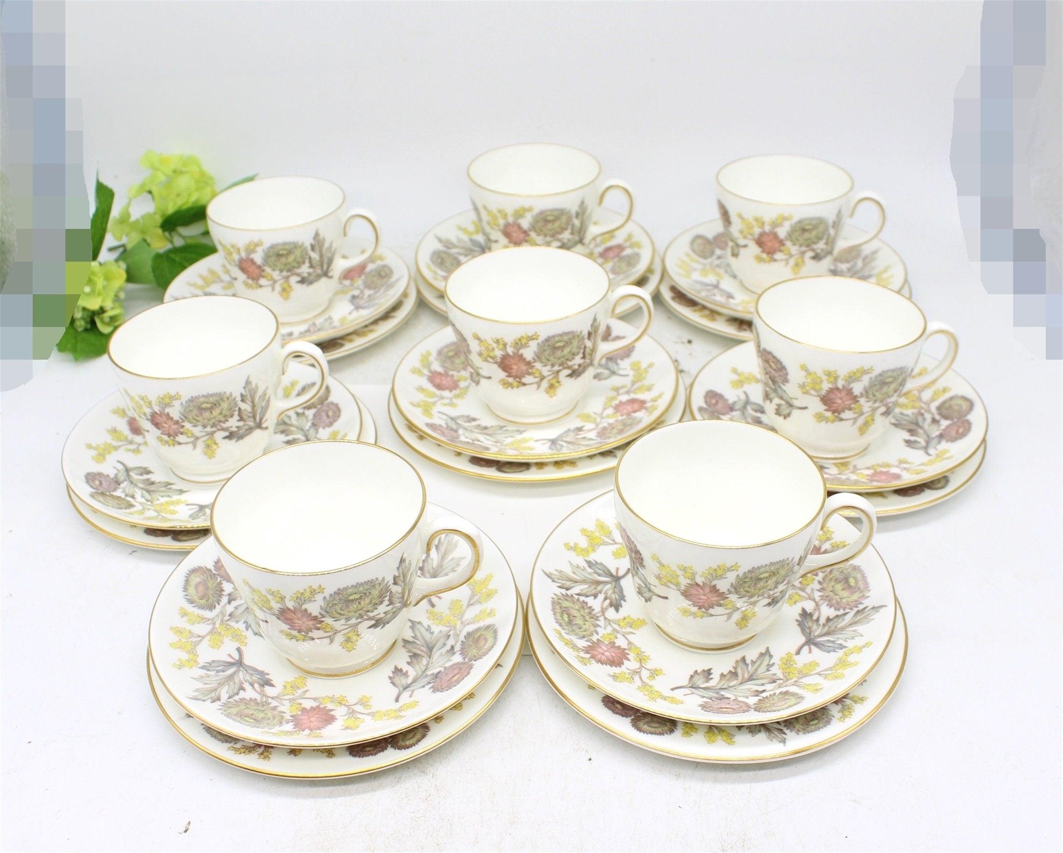 32p Wedgwood England Lichfield Trio and Plates, 8 Tea Trio, 8 Dinner Plate, Kitchen