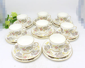 32p Wedgwood England Lichfield Trio and Plates, 8 Tea Trio, 8 Dinner Plate, Kitchen