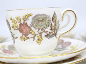 32p Wedgwood England Lichfield Trio and Plates, 8 Tea Trio, 8 Dinner Plate, Kitchen